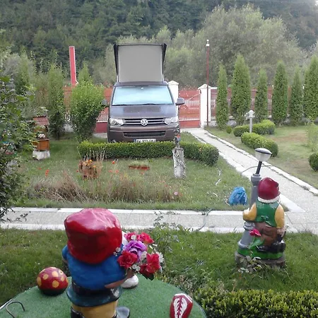 Pensiunea D O R U Arges